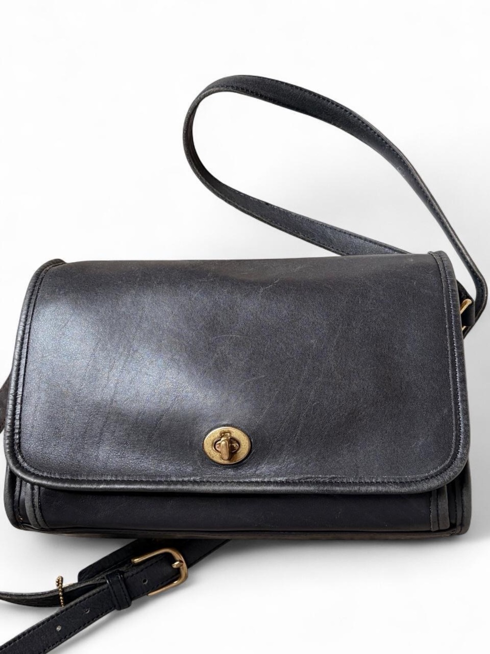 Coach Ridgefield Flap Bag - Picture 2 of 8